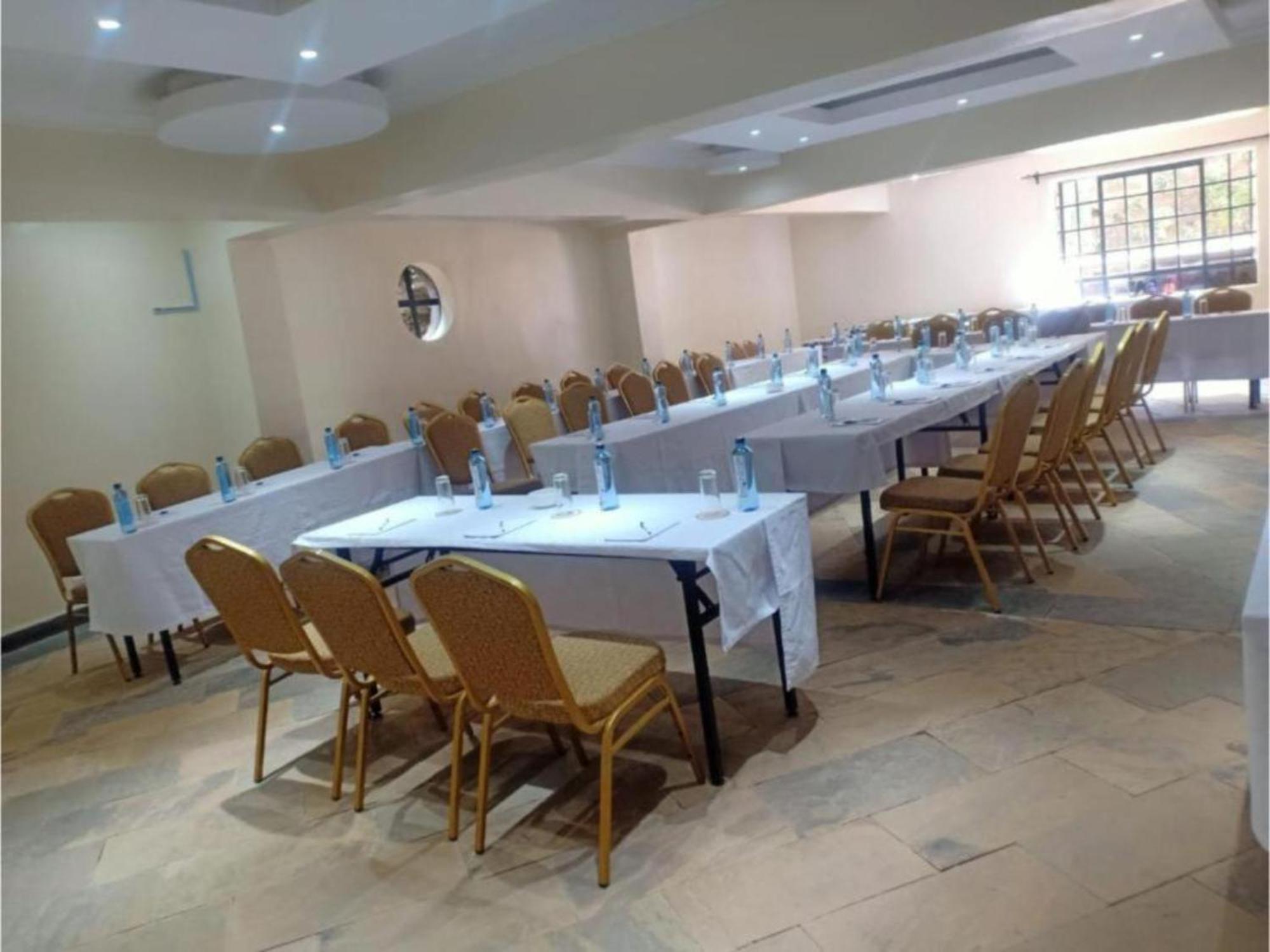 Tobriana Hotel Nairobi Exterior photo